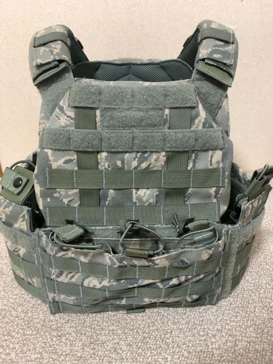 T3 Gear Geronimo 2 Plate Carrier - メルカリ
