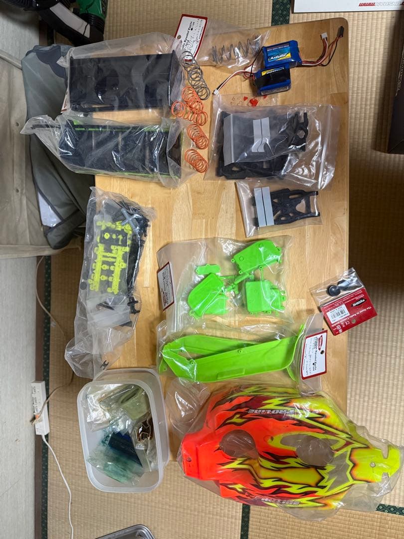 Kyosho Inferno MP9 RK14 4WD バギー