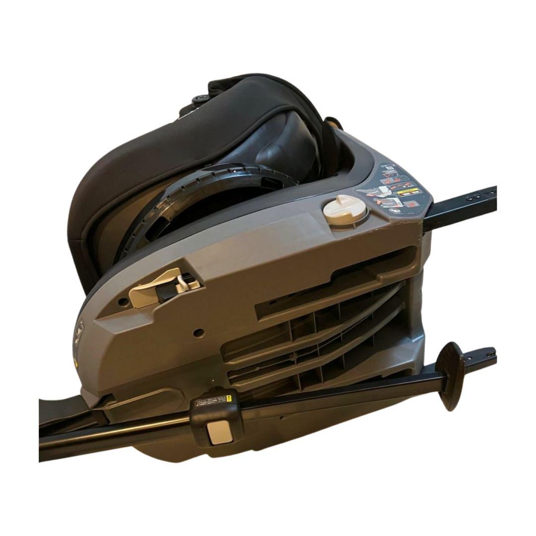 コンビ　クルムーヴ コンパクト R129 エッグショック JQ BK