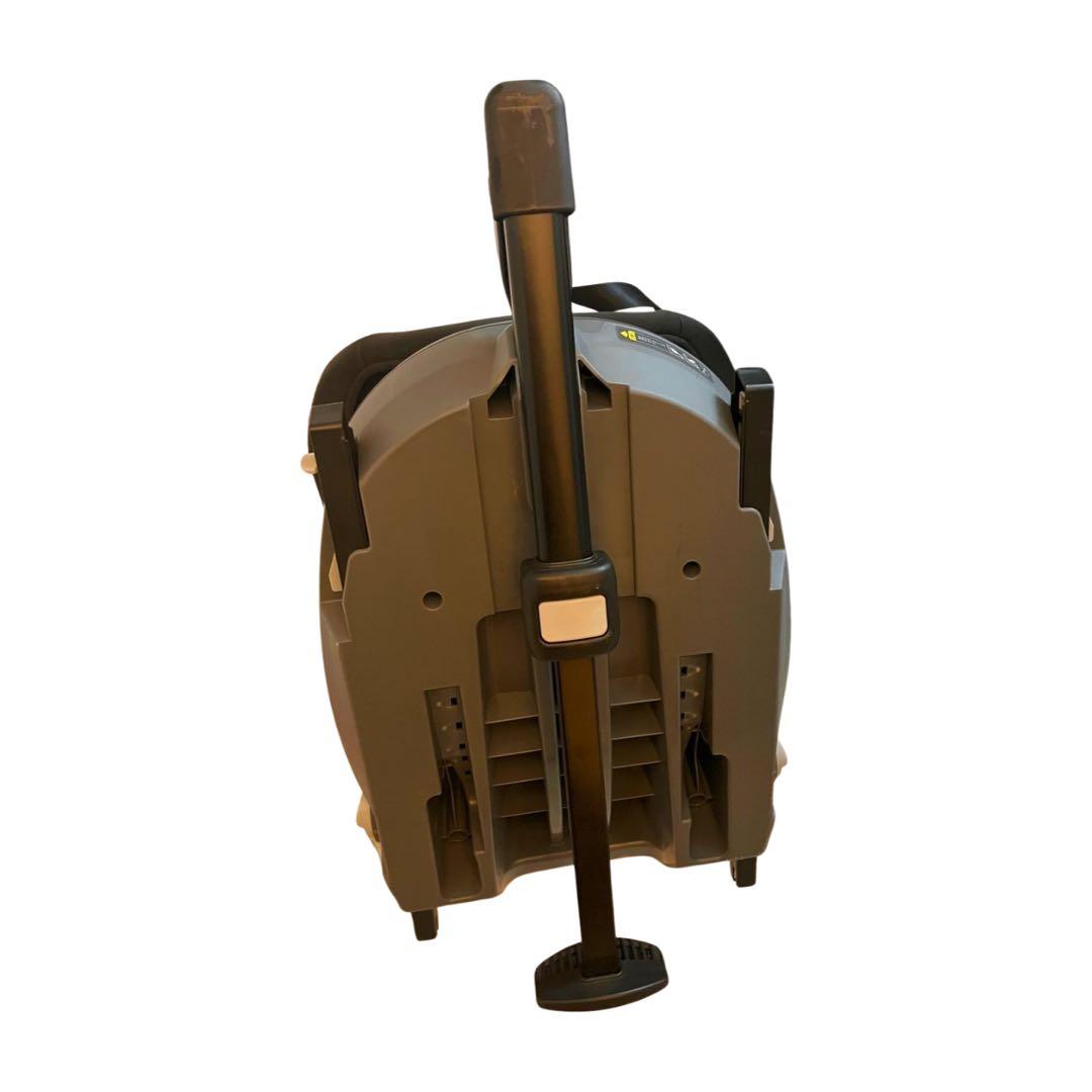 コンビ　クルムーヴ コンパクト R129 エッグショック JQ BK