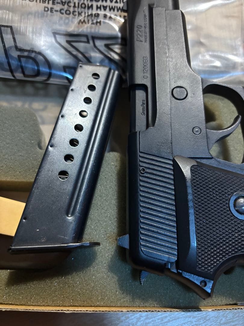 SIG-SAUER P220 モデルガン MGC