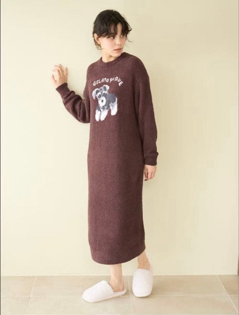 【新品タグ付き】ジェラート　シュナウザー柄DOG ジャガードワンピース