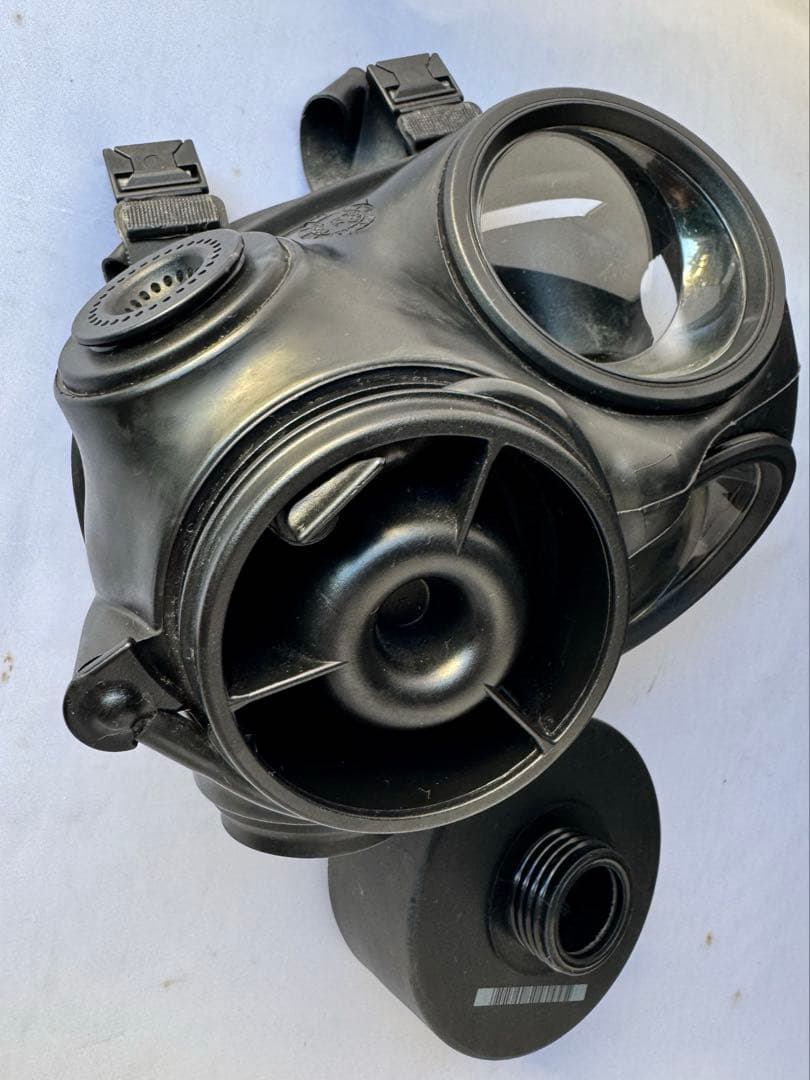 ガスマスク S10 イギリス軍 特殊部隊 コスプレ 英軍 バイオ - メルカリ