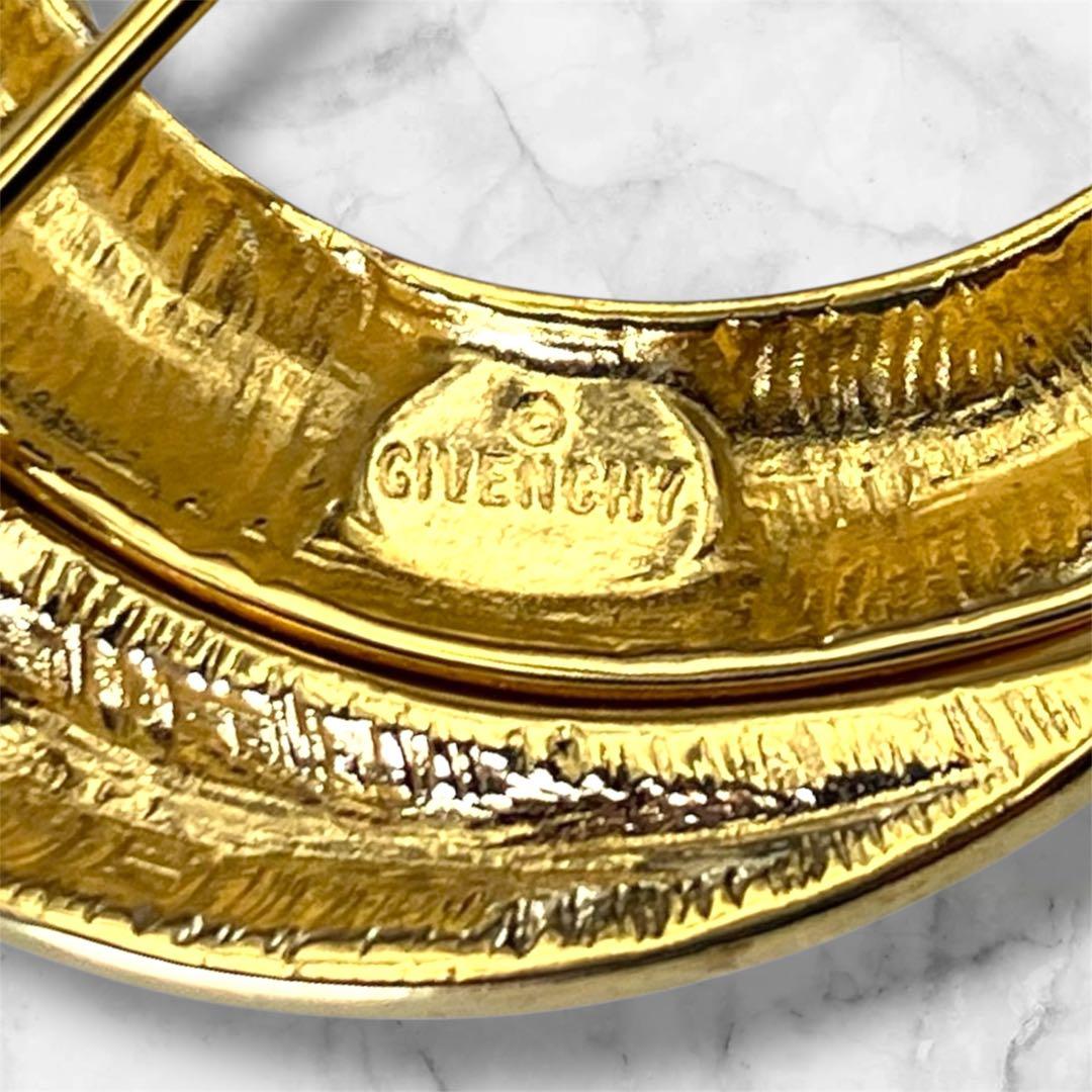 美品 GIVENCHY ジバンシー ブローチ ゴールド ロゴ - メルカリ