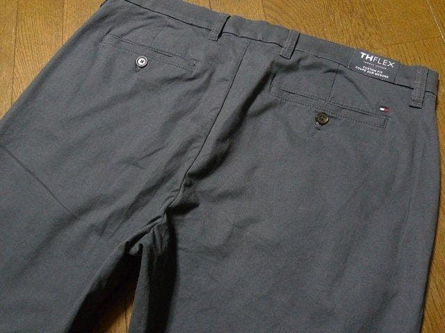 大きい】38(US)100cmトミーヒルフィガーUSA限定伸縮チノパンツ