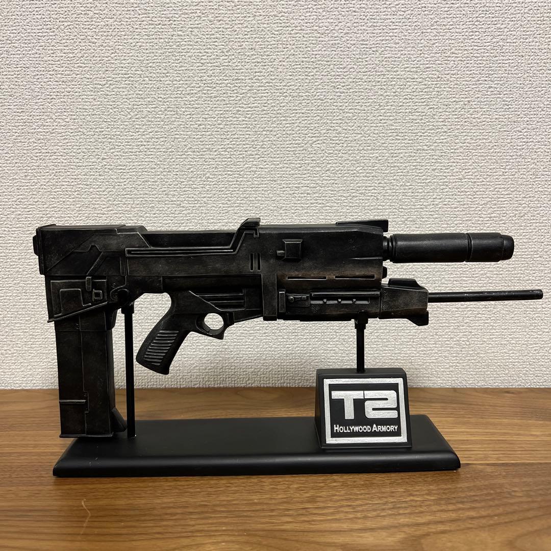 【世界限定750個】ターミネーター2 プラズマライフルハーフスケール