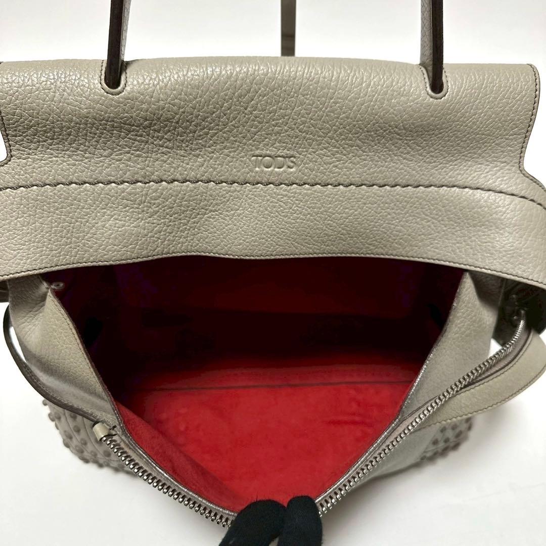 u75【美品】保存袋付　トッズ　ウェーブ　スタッズ　レザー　2wayショルダー.