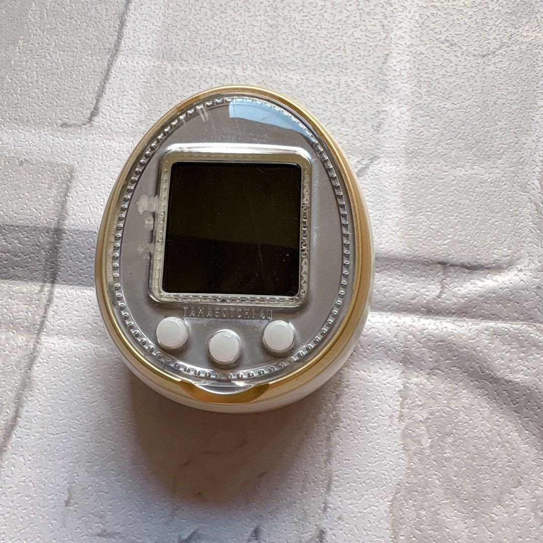 たまごっち　4U ホワイト