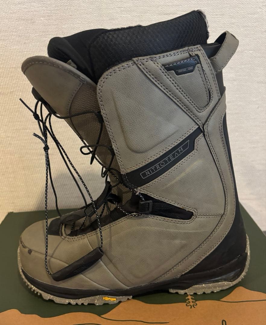 スノーボード NITRO TEAM TLS 23-24