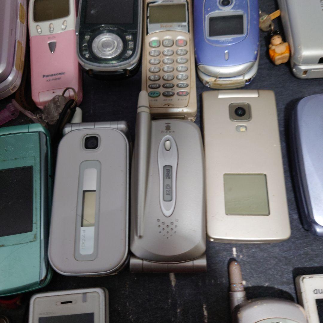 ①ジャンク ガラケー 現状渡し 部品取り 22個 まとめ