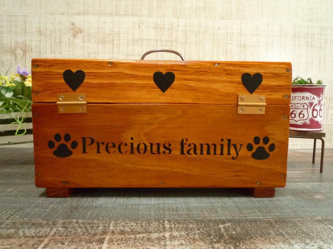 ⭐さくら様専用オーダー品♥️椅子＆留具BOX⭐わんにゃん柄♥️--150