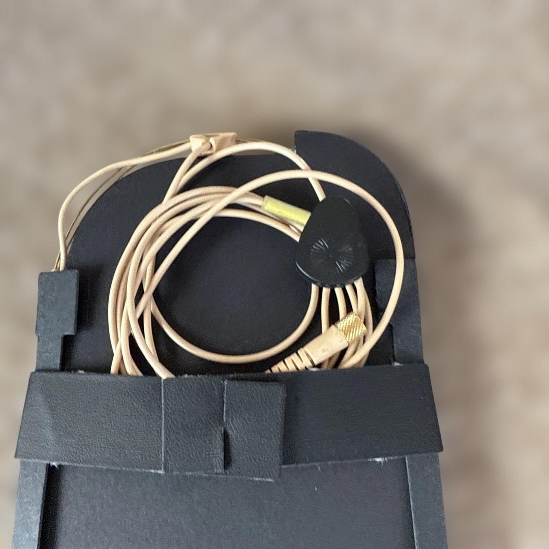 DPA 4488-DC-R-F00　ヘッドセットマイク　ベージュ