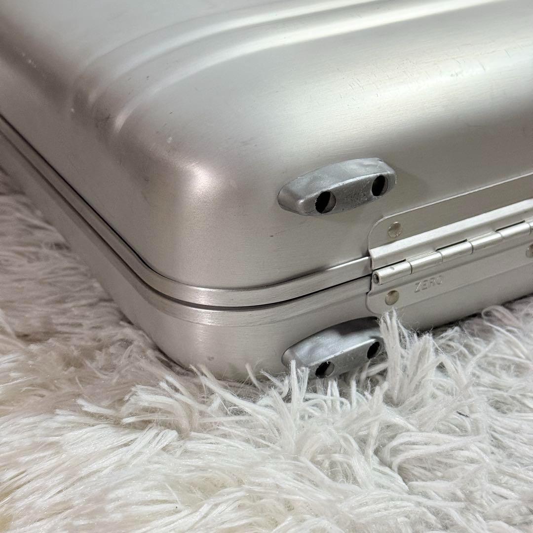 未使用級✨ゼロハリバートン　アタッシュケース　クリアハンドル　アルミ