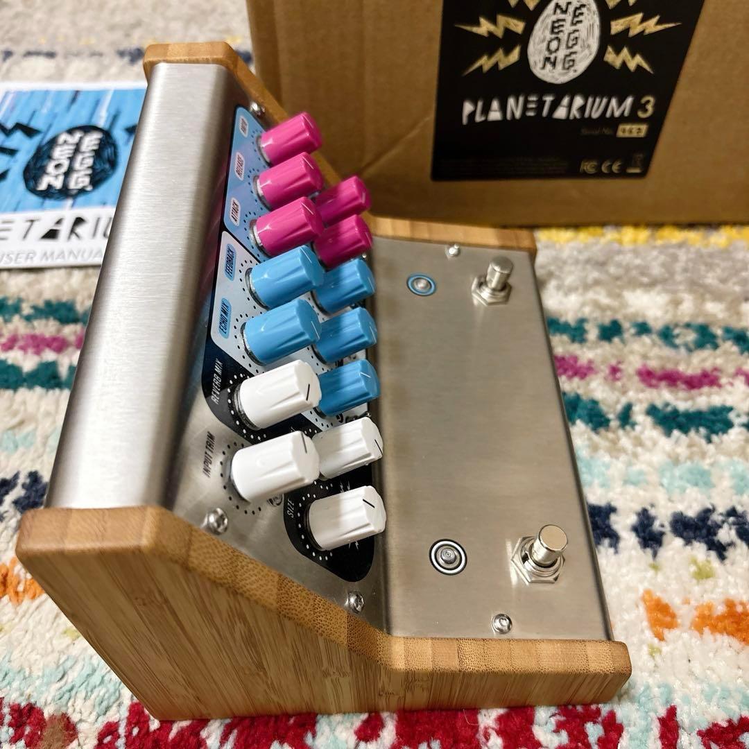 ギター NEON EGG PLANETARIUM 3