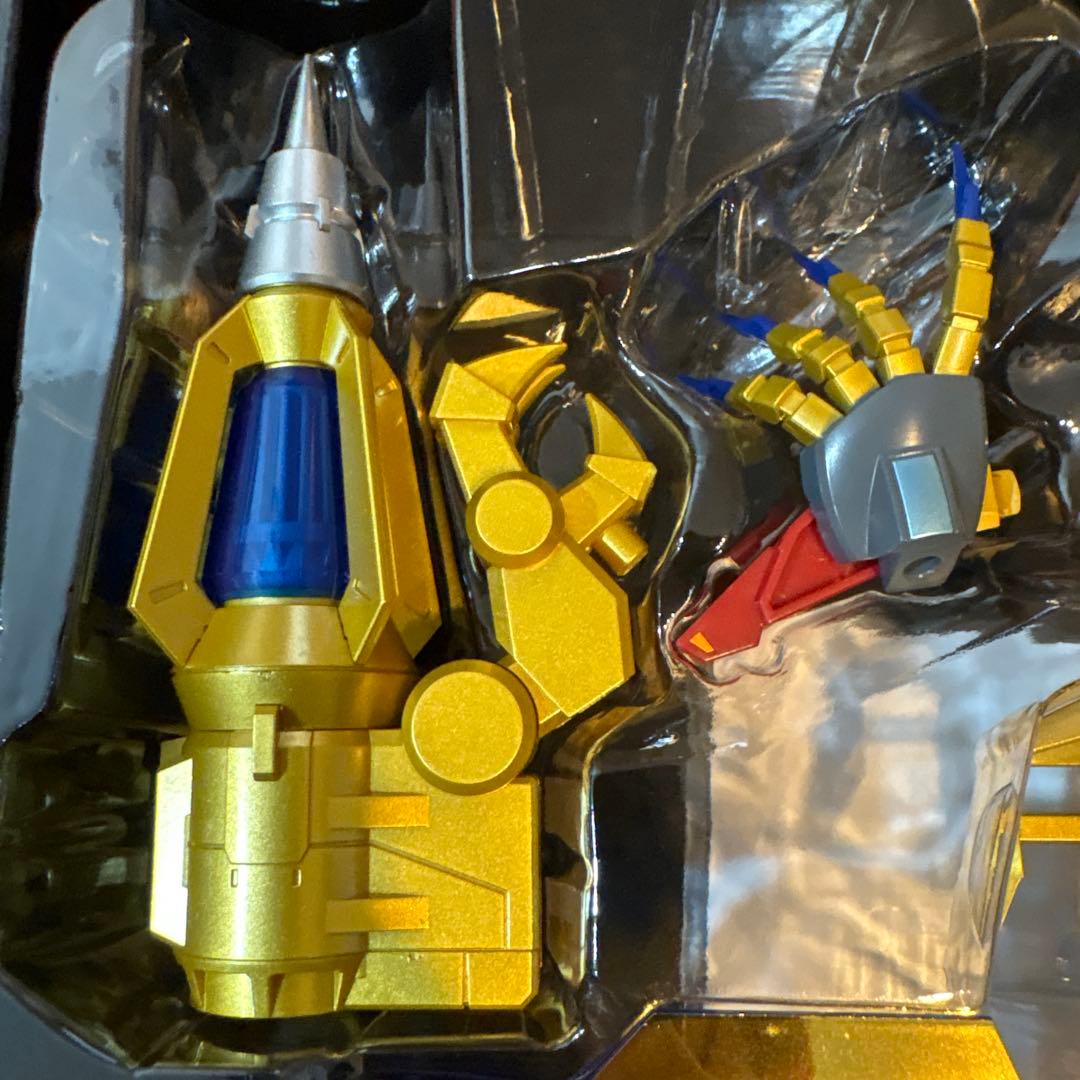 THE合体グリッドマンユニバースファイター&ビッグゴルドババーン