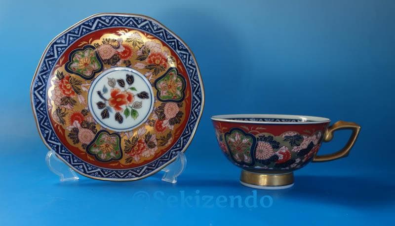 有田焼　染錦　金襴手 極錦金彩 其泉窯　カップ＆ソーサー　碗皿 珈琲碗皿２506