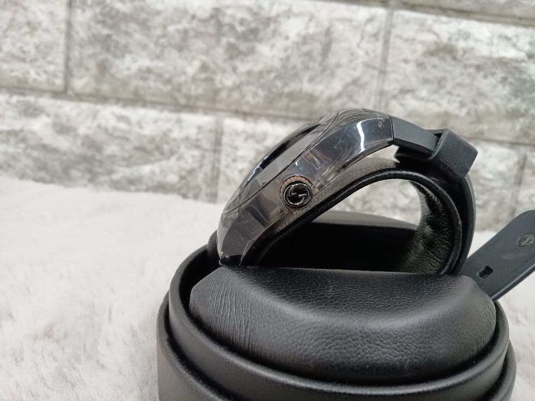 [美品]GUCCI SYNC（シンク）ユニセックス 腕時計 YA137107A