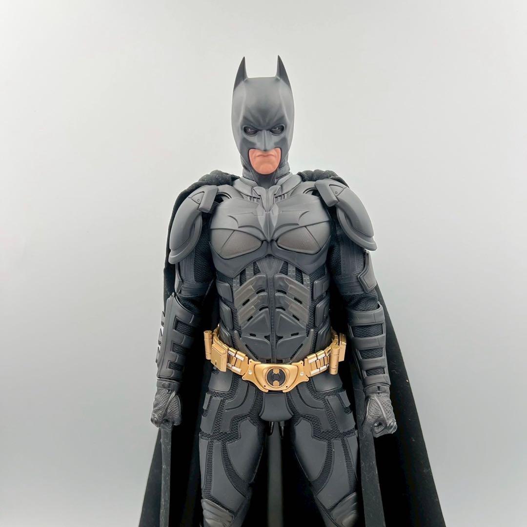 ホットトイズ 1/6 フィギュア バットマン ダークナイト ヘッドは格納庫版