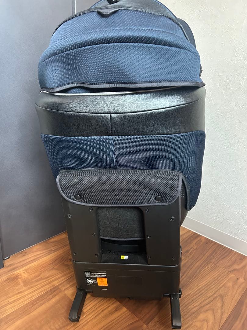 さぁ様◆アプリカ　クルリラ◆チャイルドシート【ISOFIX】新生児用シート付き