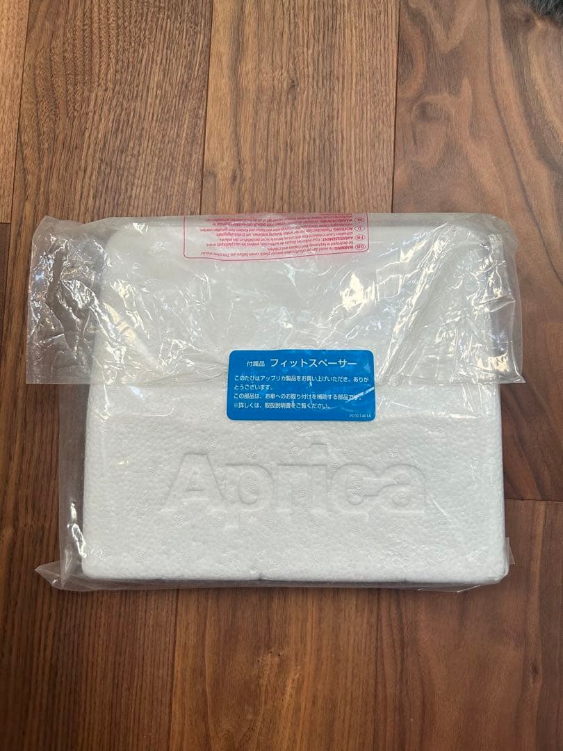 さぁ様◆アプリカ　クルリラ◆チャイルドシート【ISOFIX】新生児用シート付き