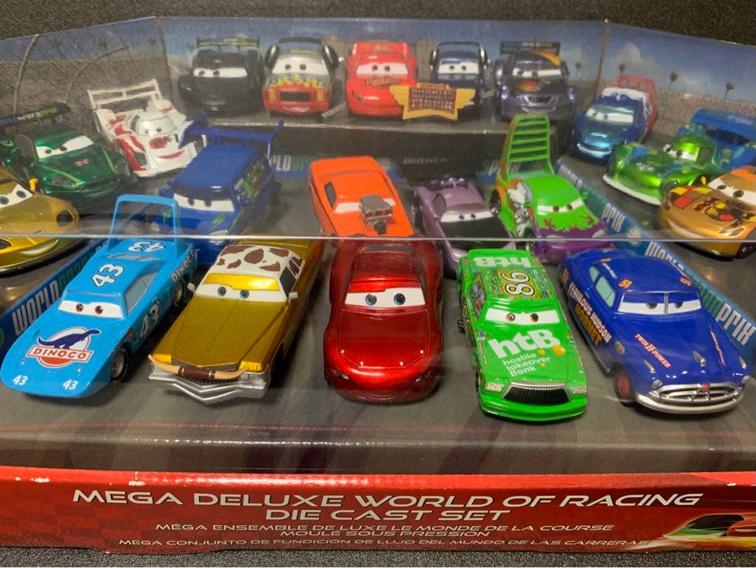 カーズ　ダイキャストカー 22台セット
