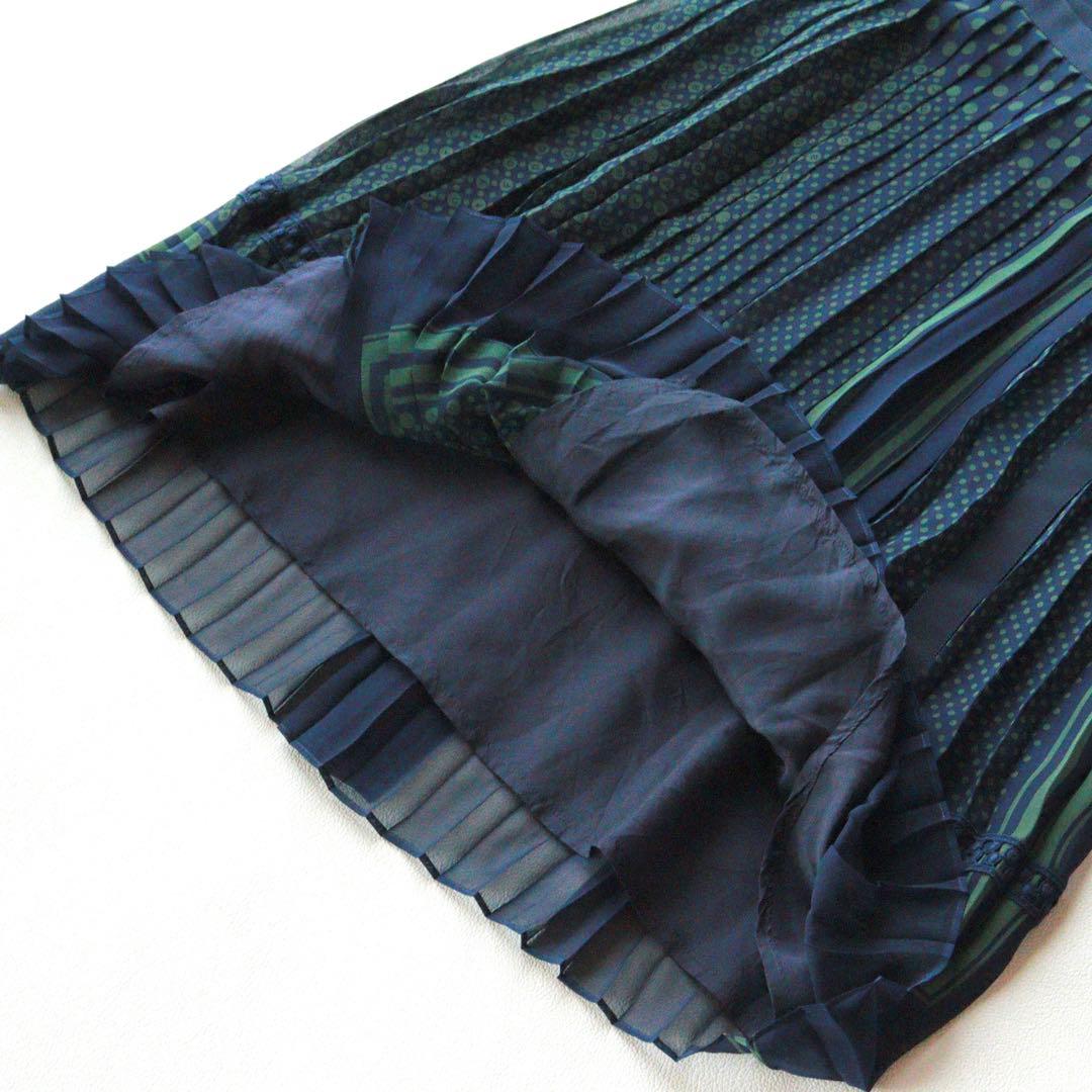 5240【極美品】サカイ　プリーツスカート ラップスカート ドット柄　M