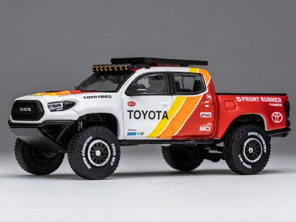 GCD 1/64 - トヨタ・ハイラックス + タコマ　ボックス・セット