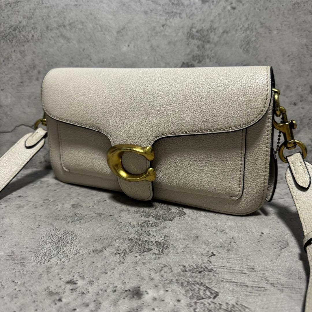美品✨️コーチ ショルダーバッグ タビー シボ革 レザー アイボリー F3995