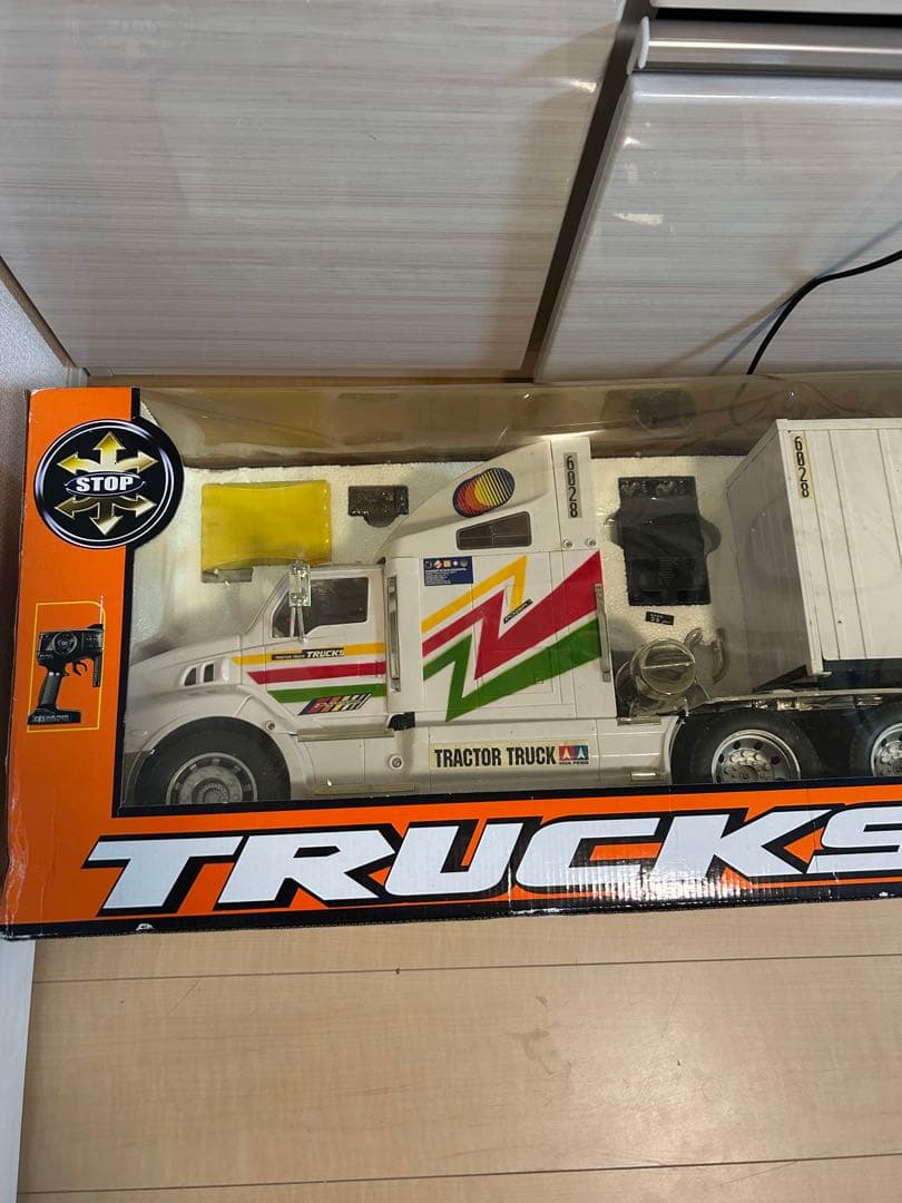 【★希少★ ラジコンカー】 Trucks M-2