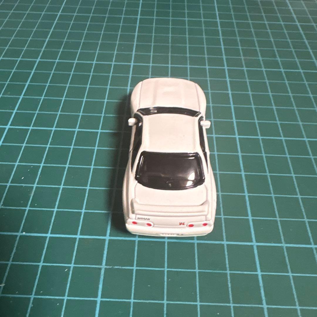 トミカ スカイライン GT-R (R32) ホワイト 40周年記念