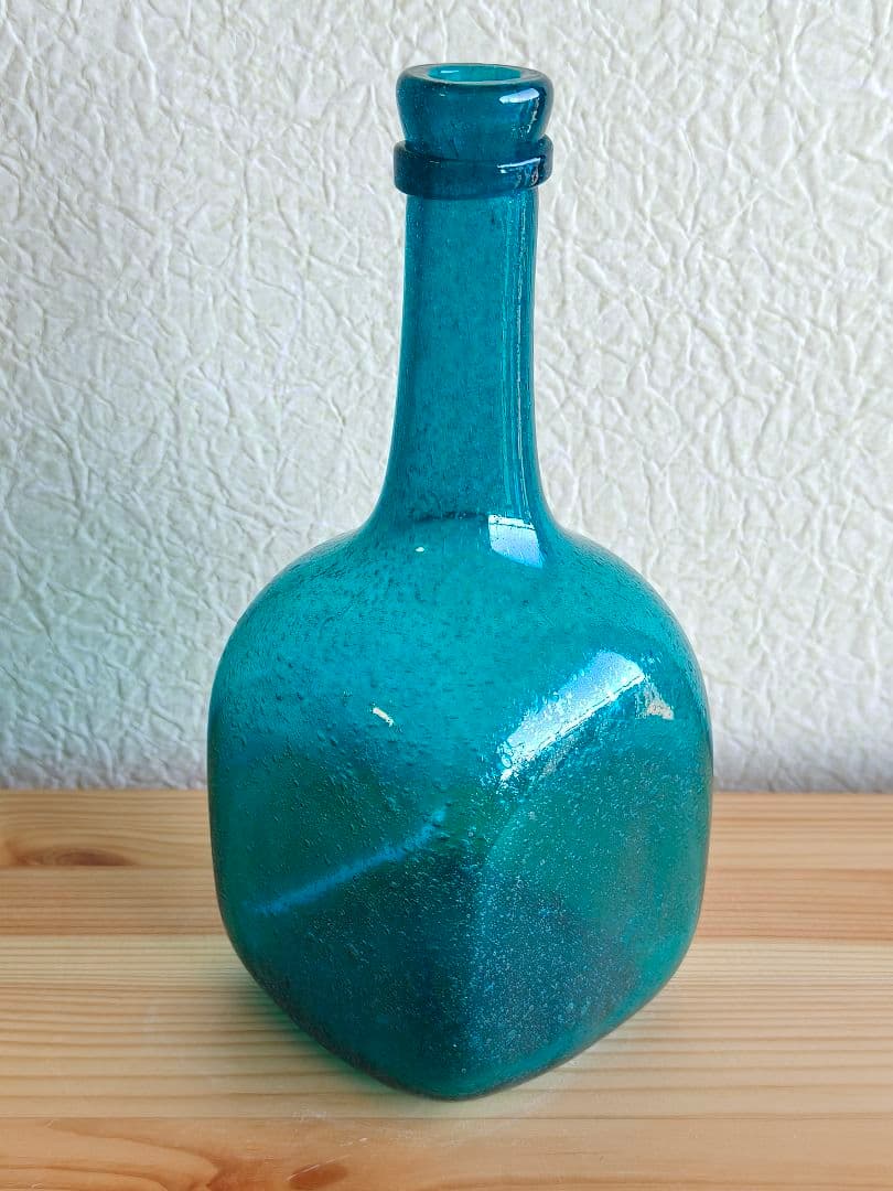 倉敷ガラス　小谷真三　吹きガラス　飾り瓶　花瓶　花入