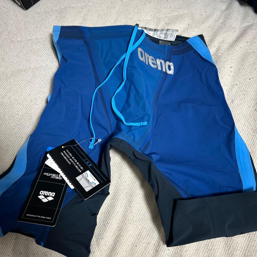 [値下げ交渉あり] 新品　arena アクアストーム　CPタイプ　Lサイズ アリーナ（arena） FINA承認 メンズ 高速水着 レース水着 選手用