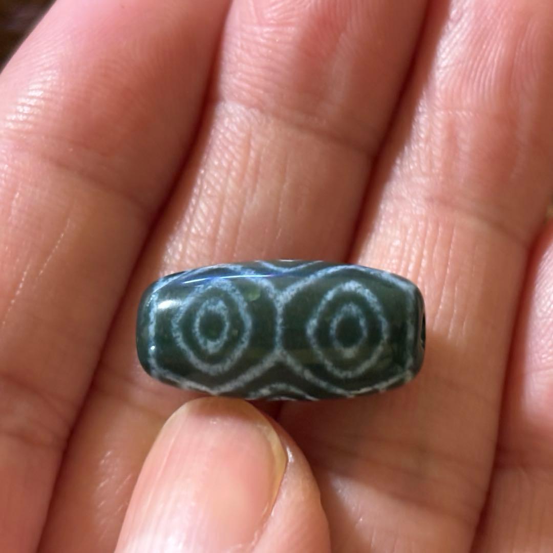 赤朱砂入り‪ෆ‪.*・゜龍眼天珠(*´˘`*)