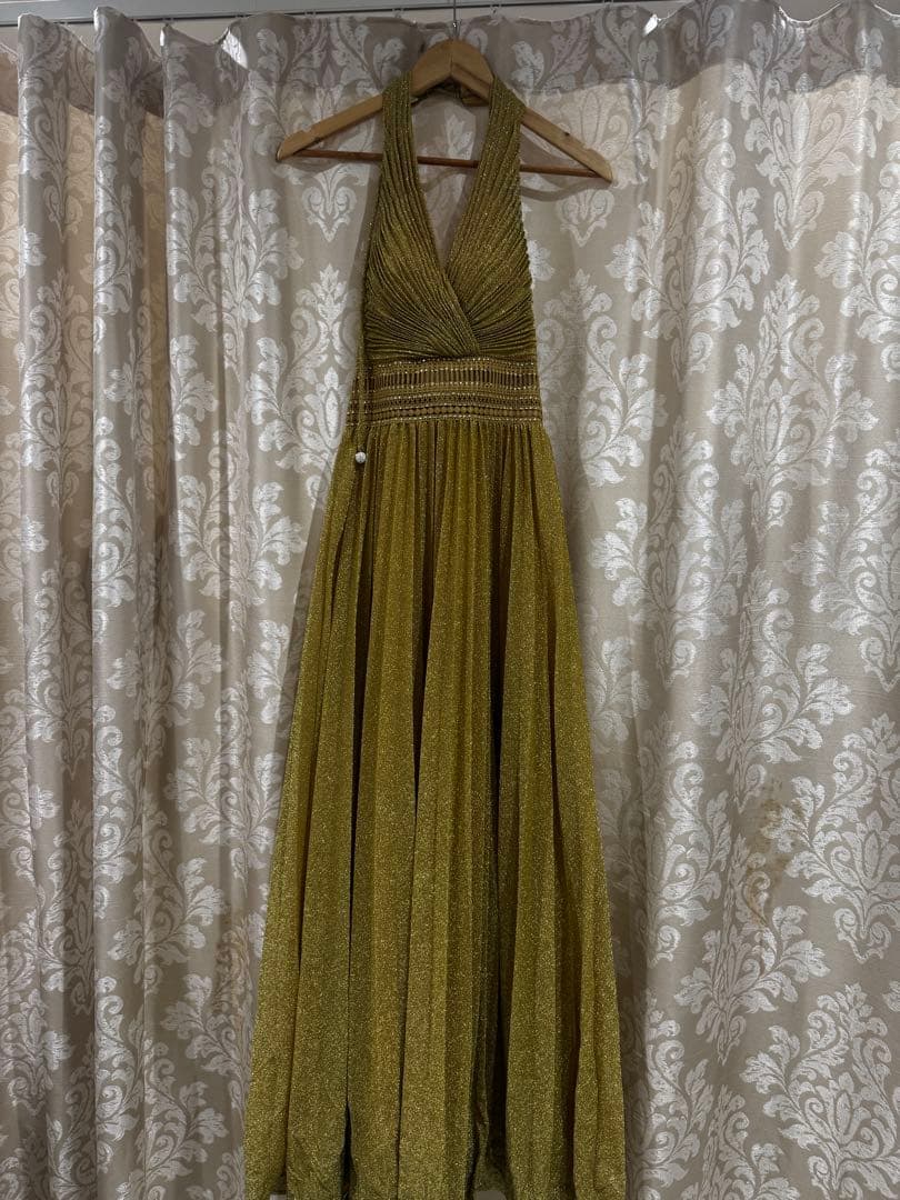 y*a様 リップライン/杉山佳那恵ちゃん着用 ラメプリーツAラインロングドレス