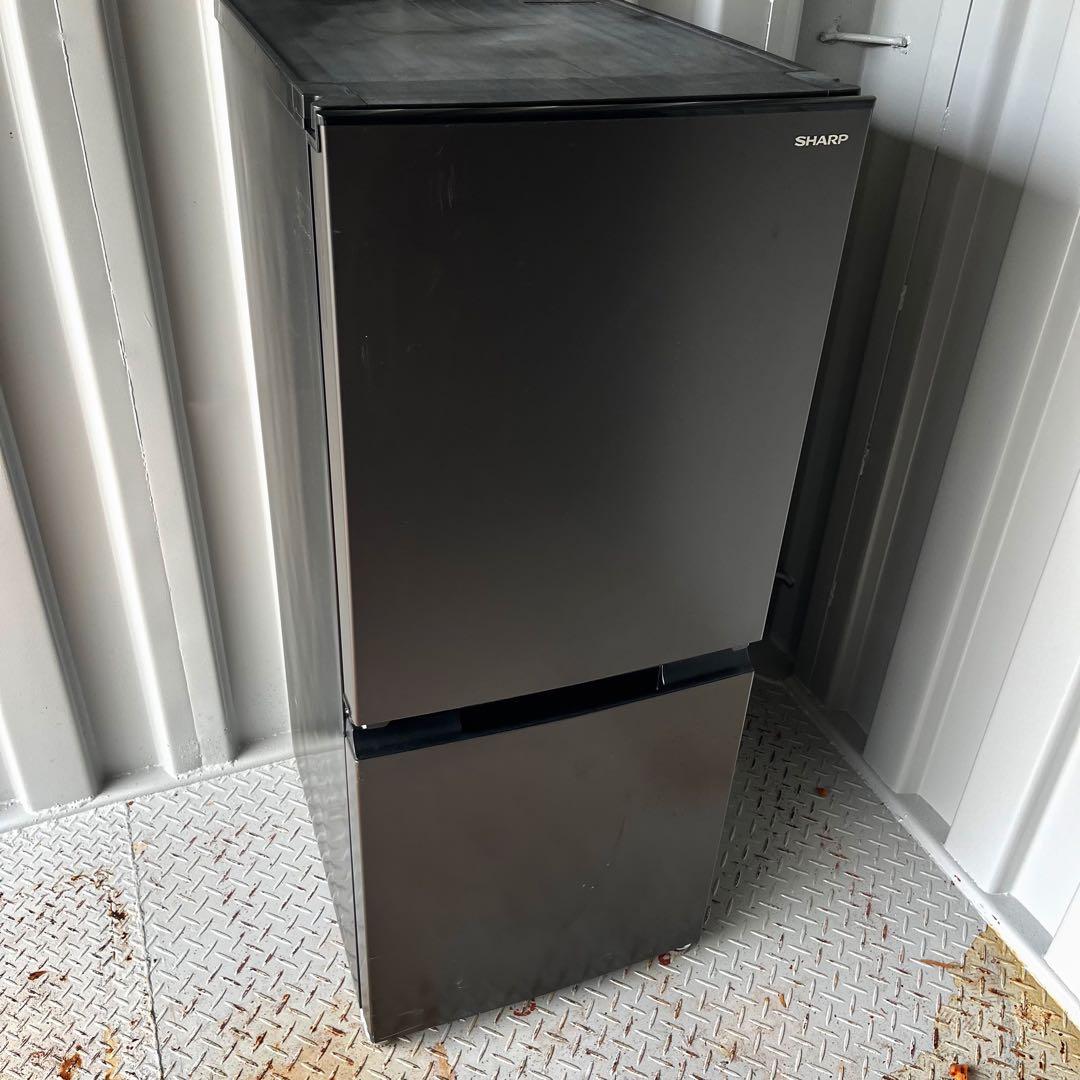 207取付無料！高性能SHARP 2022年製 スタイリッシュブラック冷蔵庫