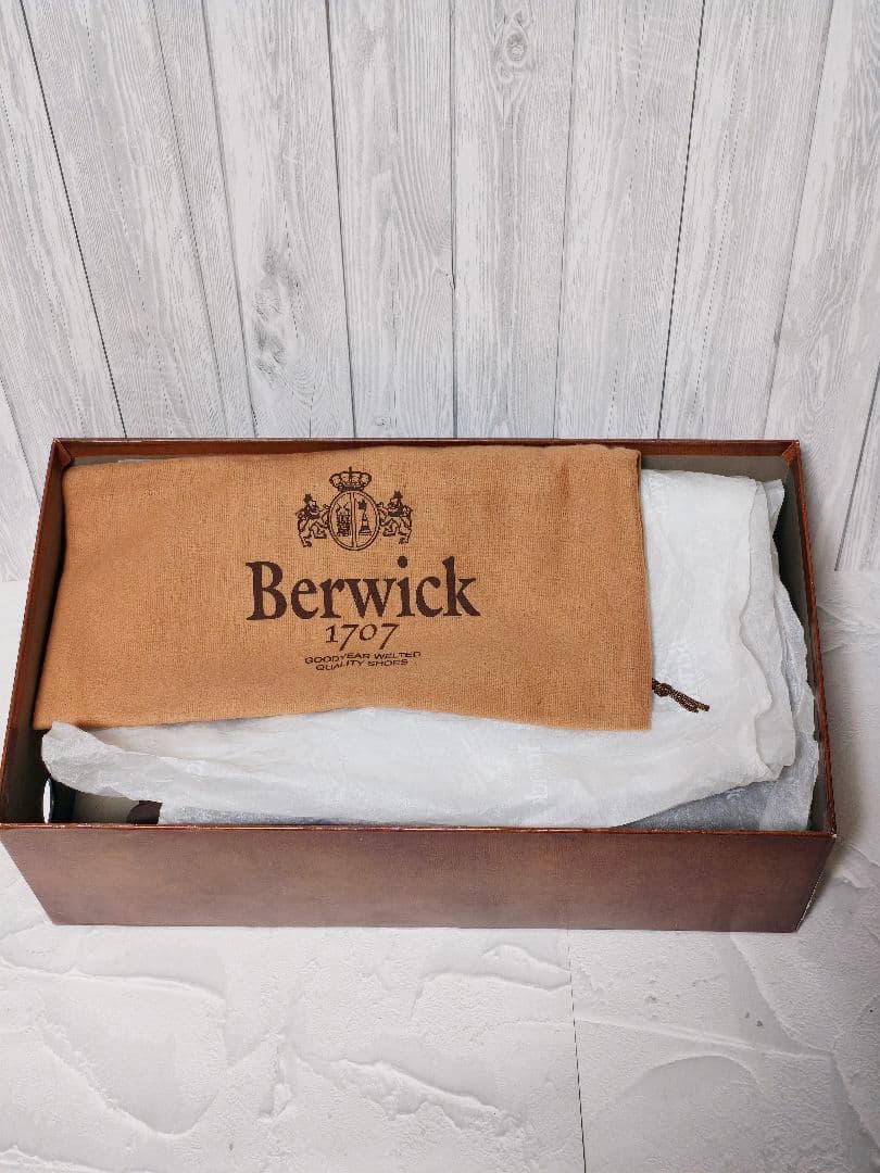 Berwick1707 Uチップ ブラウン カジュアル 革靴 モカシン