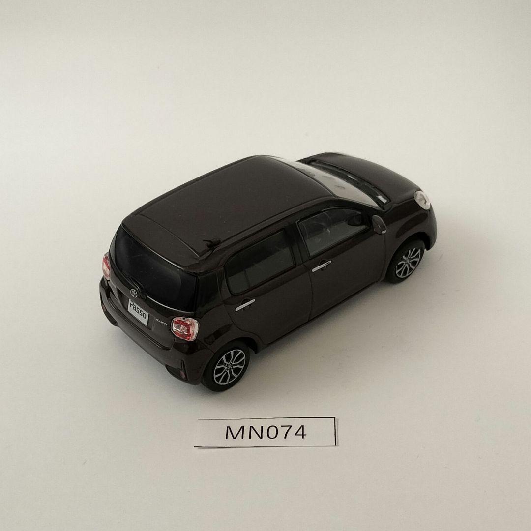 TOYOTA パッソ ミニカー 色見本 6台セット 非売品 1/30 展示用模型
