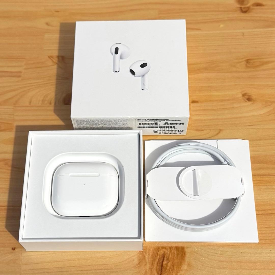 Apple AirPods3 本体 ホワイト 箱 充電ケース付き