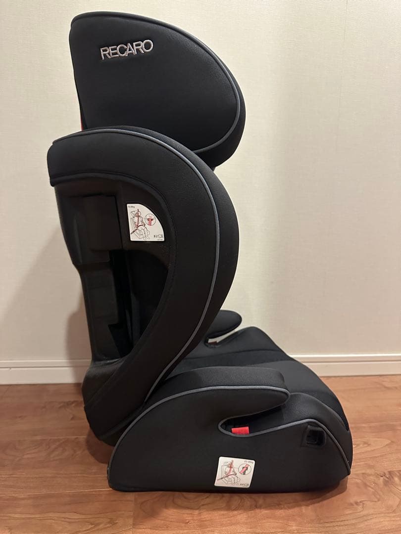 レカロ J3 ネオ コスモブラック【ジュニアシート】 カップホルダー付