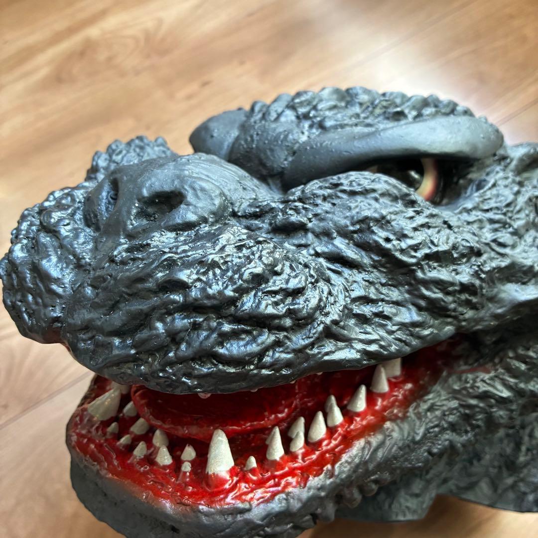 ゴジラ マスク ビオランテ JAPAN TOYS GODZILLA フィギュア