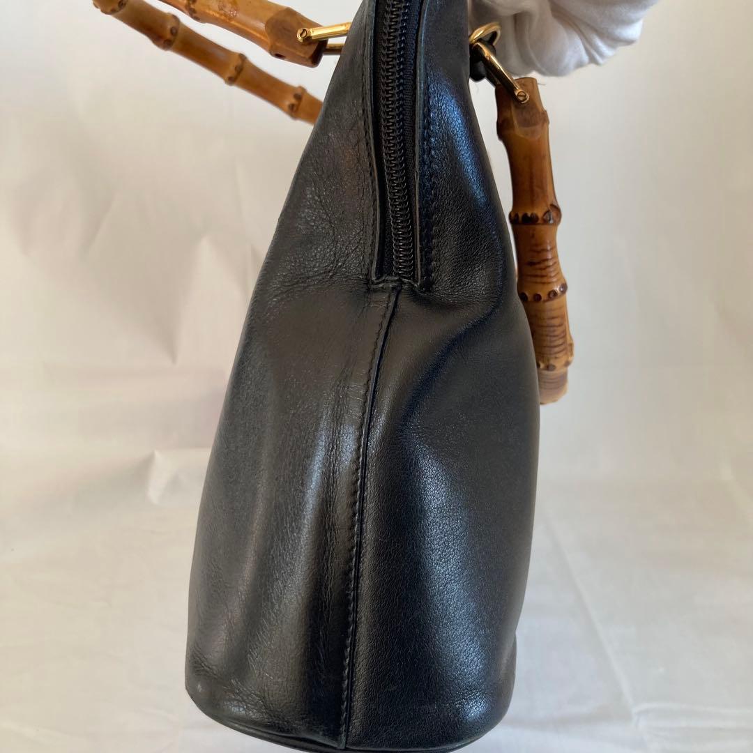 GUCCIバンブーハンドル 黒レザーハンドバッグ