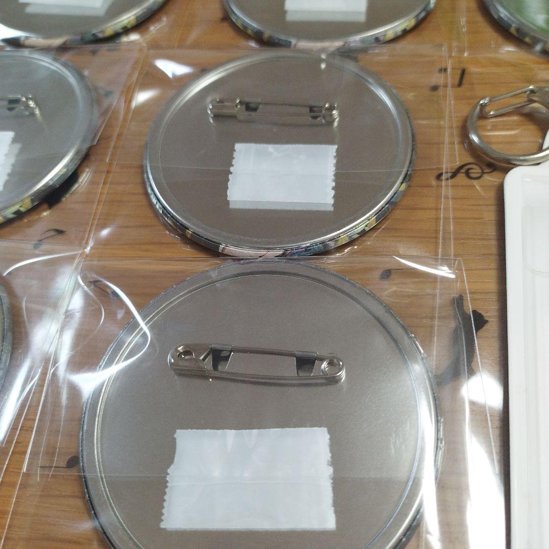 カラフルピーチ　うり　ワンダーランド　缶バッジ　まとめ売り　トレカケース