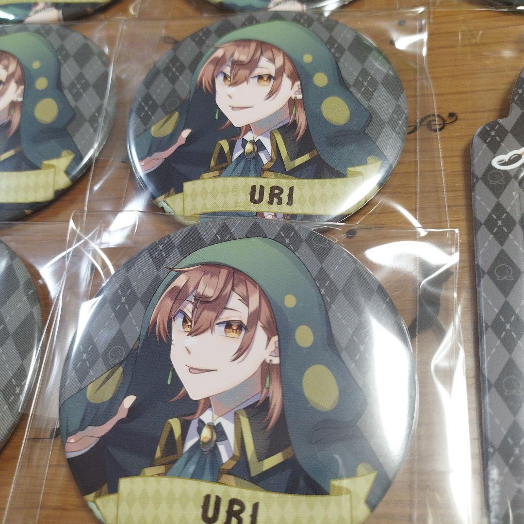 カラフルピーチ　うり　ワンダーランド　缶バッジ　まとめ売り　トレカケース