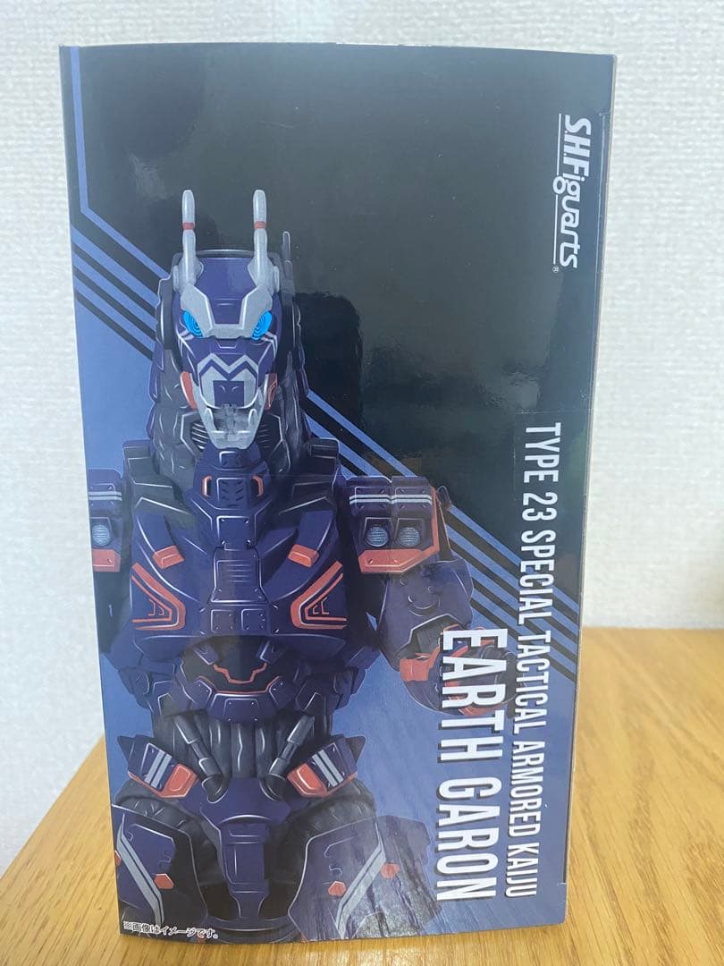 SHF EARTH GARON 特別戦術装甲怪獣