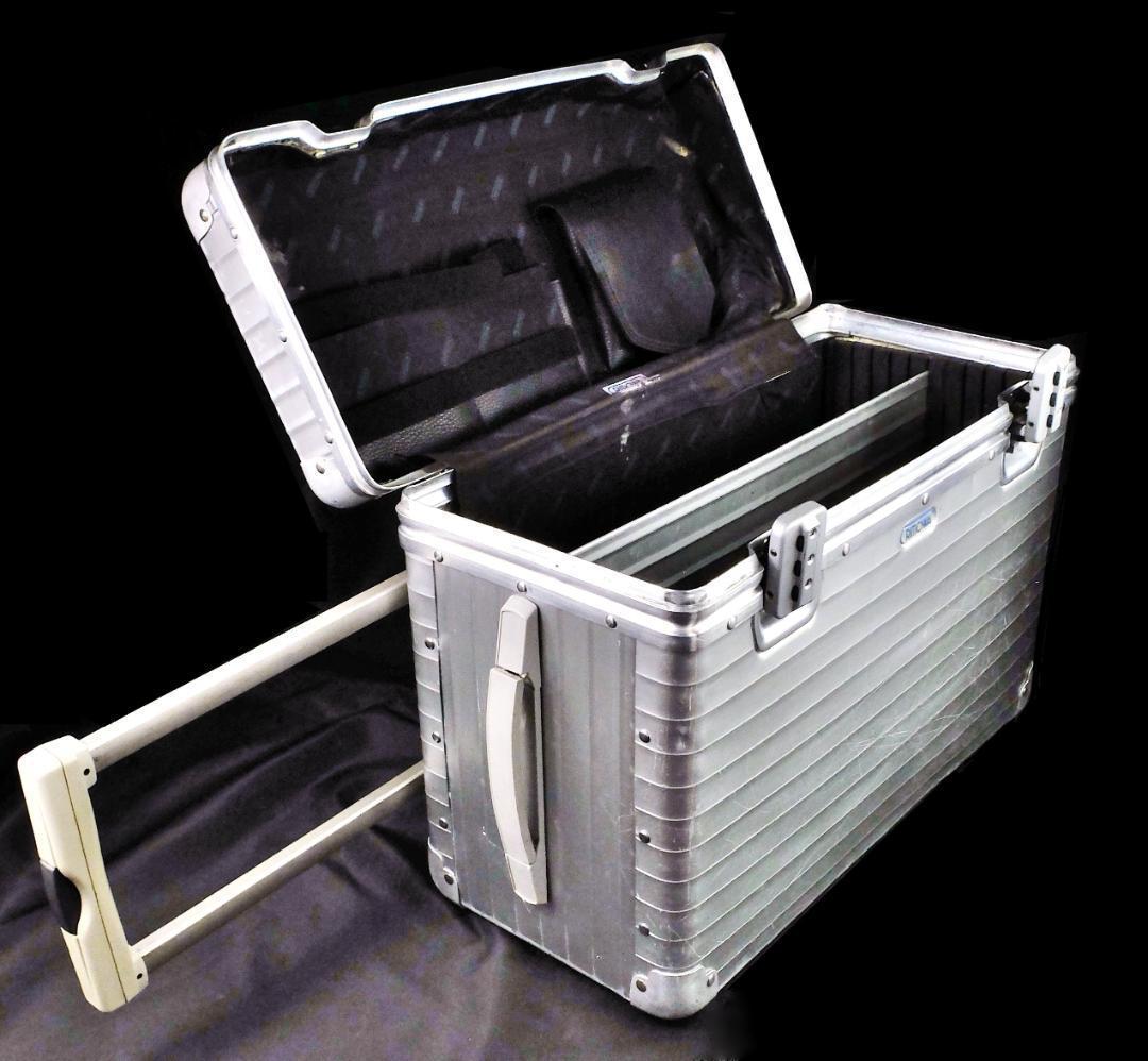 リモワ 950.51 廃番トパーズ 縦型2輪アルミ パイロットケース 42L