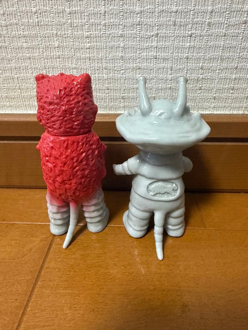 カネゴン、バルタン星人、ガラモン、モングラー、シャドー星人　ミニソフビ