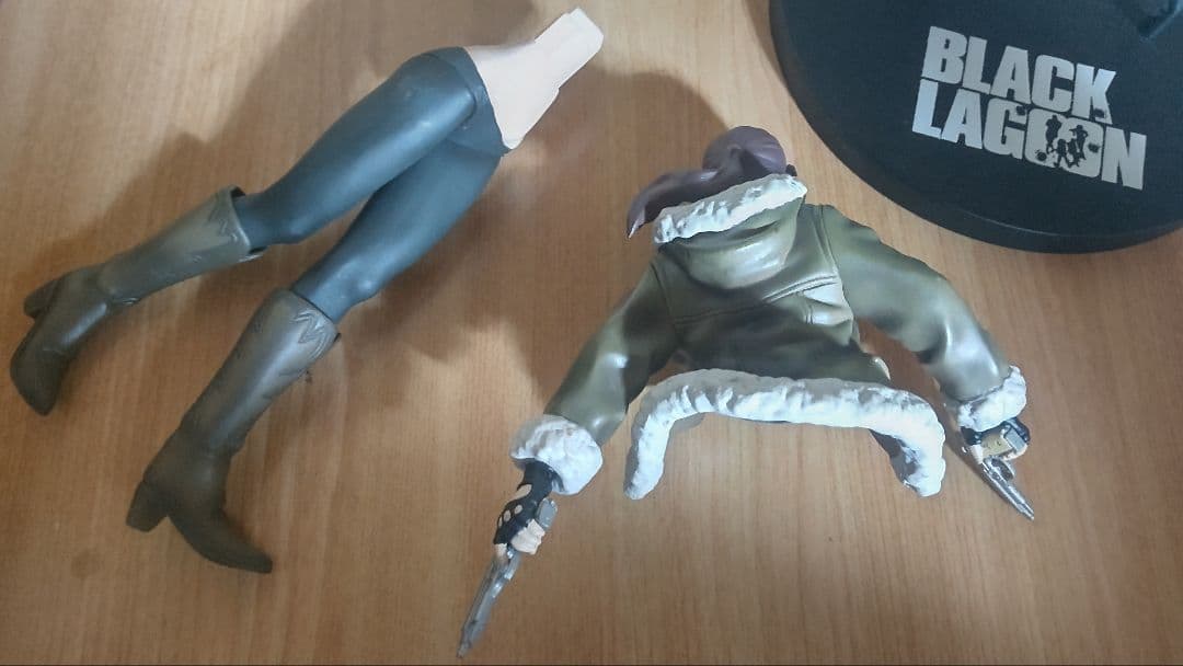 ブラックラグーン　レヴィ　冬服　日本　フィギュア