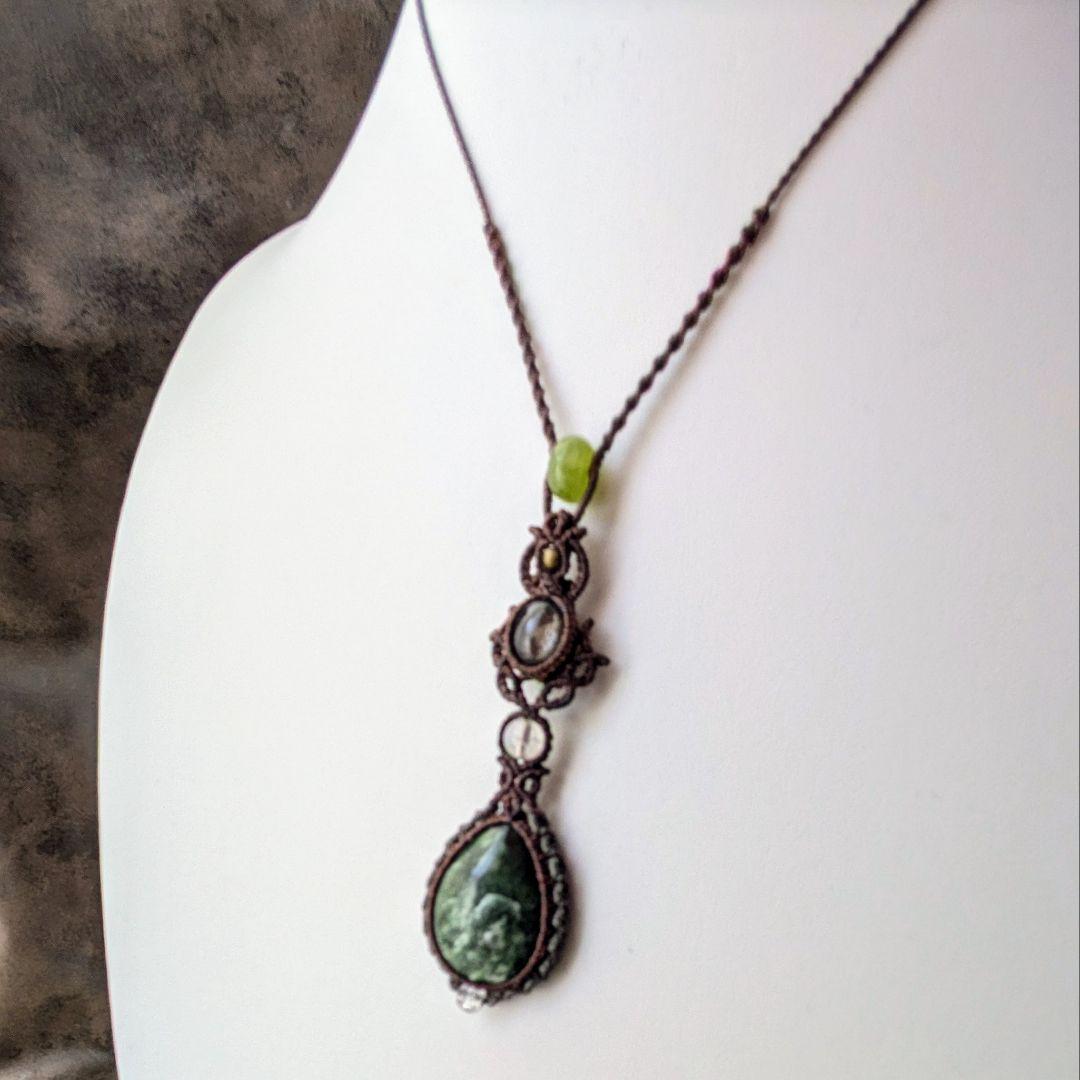 1267 マクラメハンドメイドネックレス