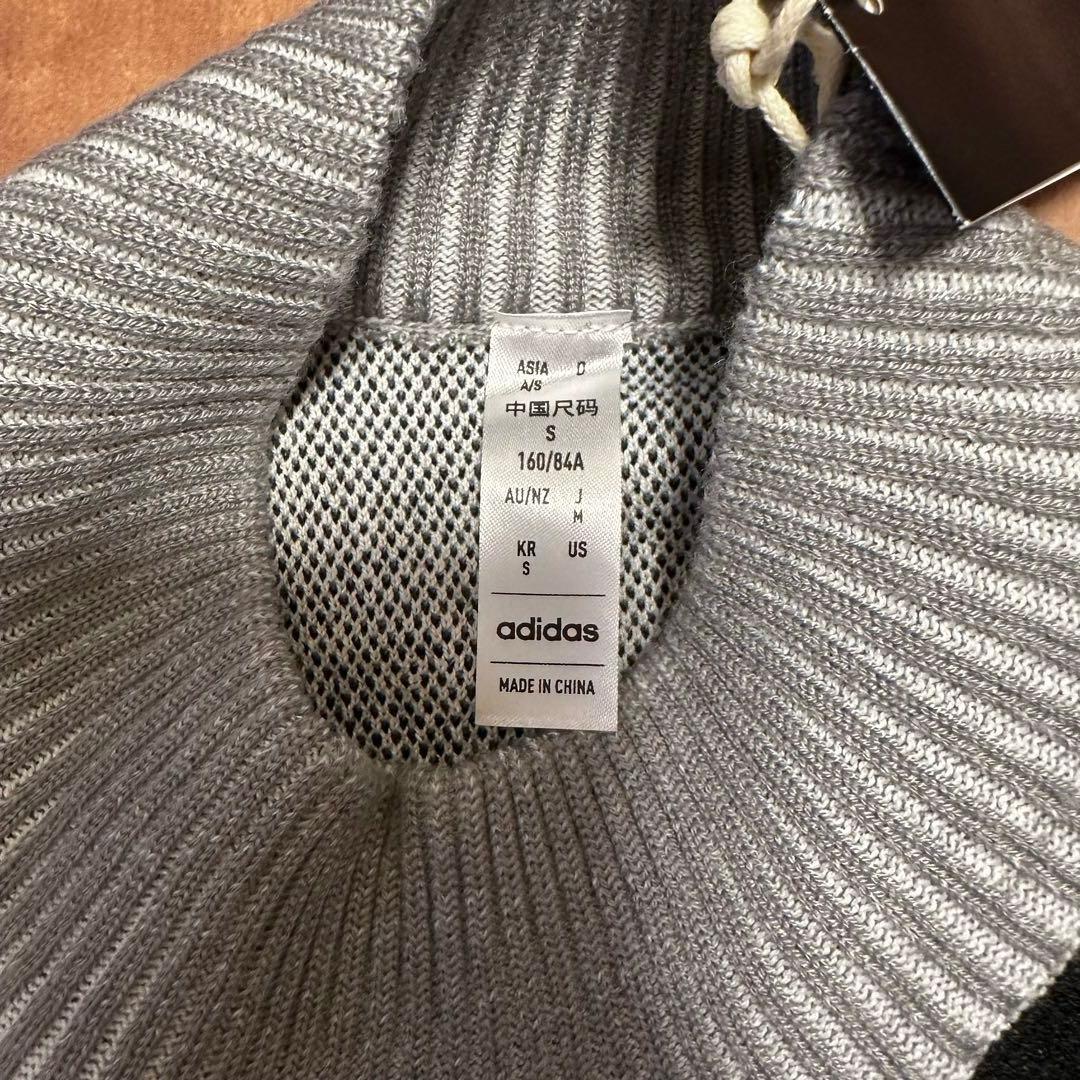 モックネック　ビックシルエット　長袖　ニット　レザースカート　セットアップ　秋冬