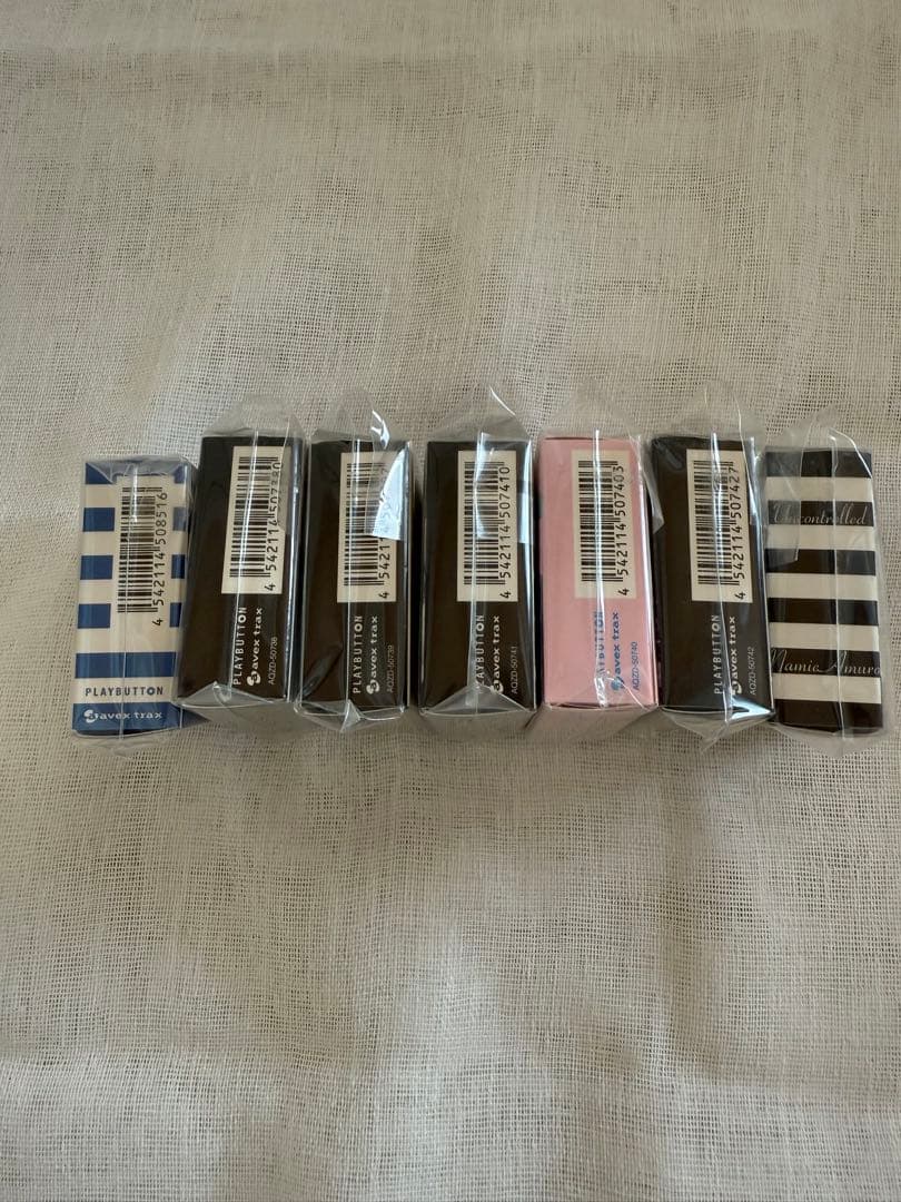 新品未開封】安室奈美恵20th Anniversaryプレイボタン7種類セット